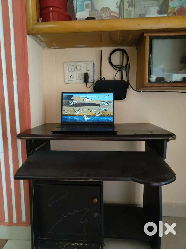 Monitor / Laptop Table