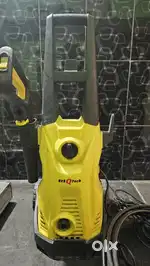 Pressure washer