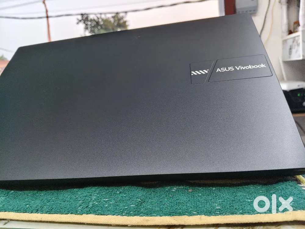 Asus i3 12th vivobook