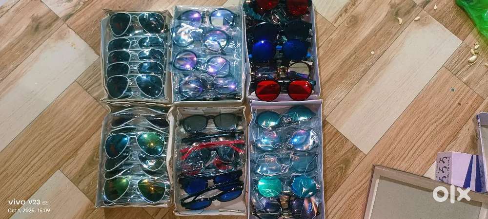 {Offer~offer~offer} only ((50rs)) me gogals