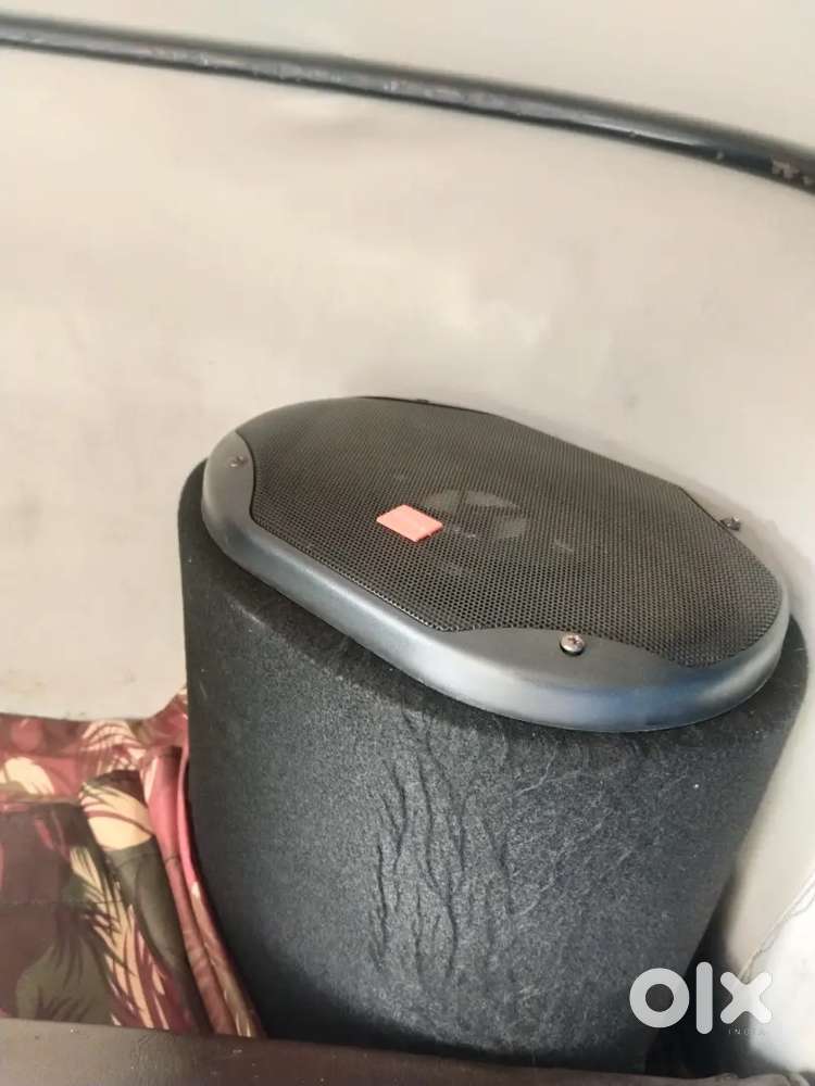 Bilton car speaker and box