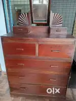 Dressing table