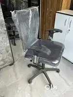 Brand new Office chair ( briyo model)