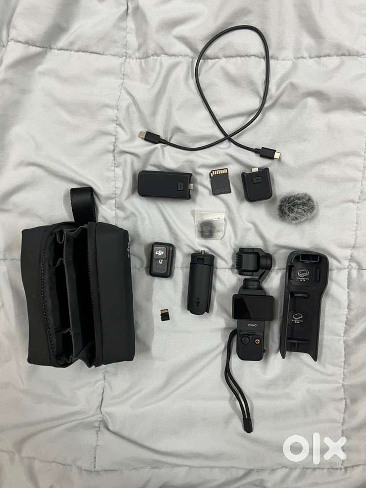 DGI Osmo Pocket 3 Creator Combo (SD Card Free)