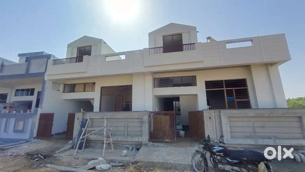 मात्र 32 लाख में 100 गज 2bhk शानदार विला