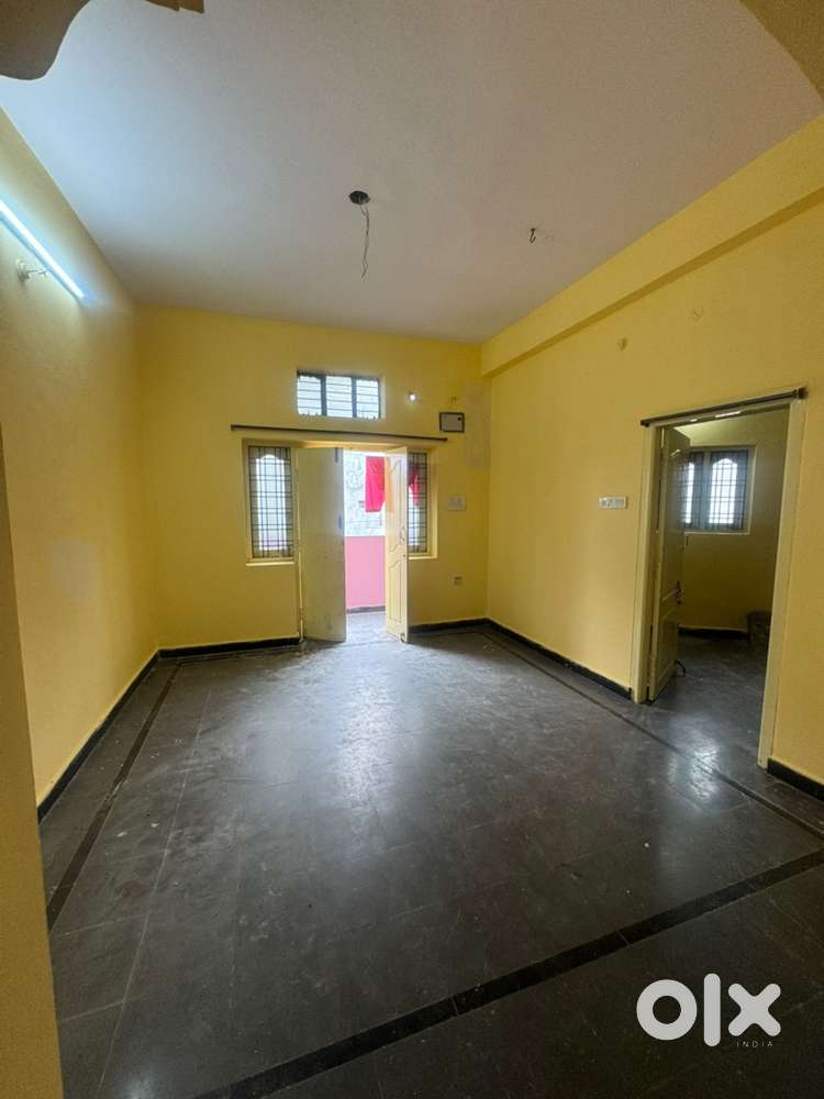 2 bhk house for rent on 2nd floor