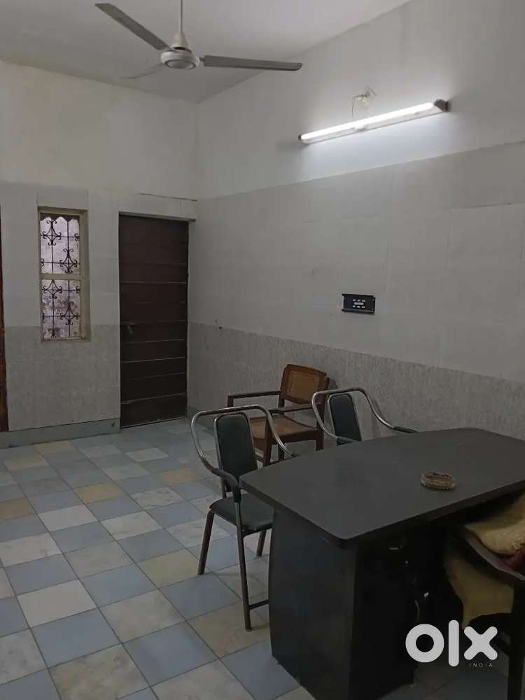 office space 400 sqft Mahanagar