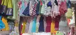 Kids wear ka lot me dena hai