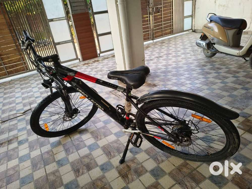 Hero Lectro F6i Electric Cycle - Excellent Condition  Low Usage