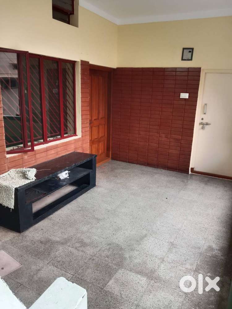 2BHK available for lease in Jayamahal