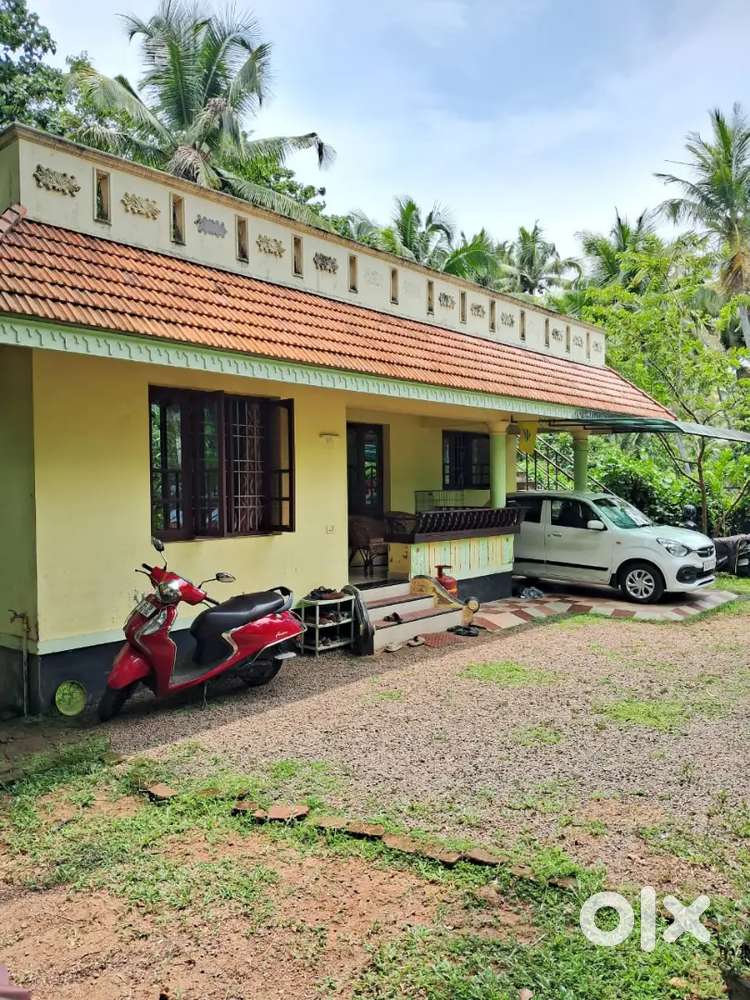 A 10 cent plot with a quality house.