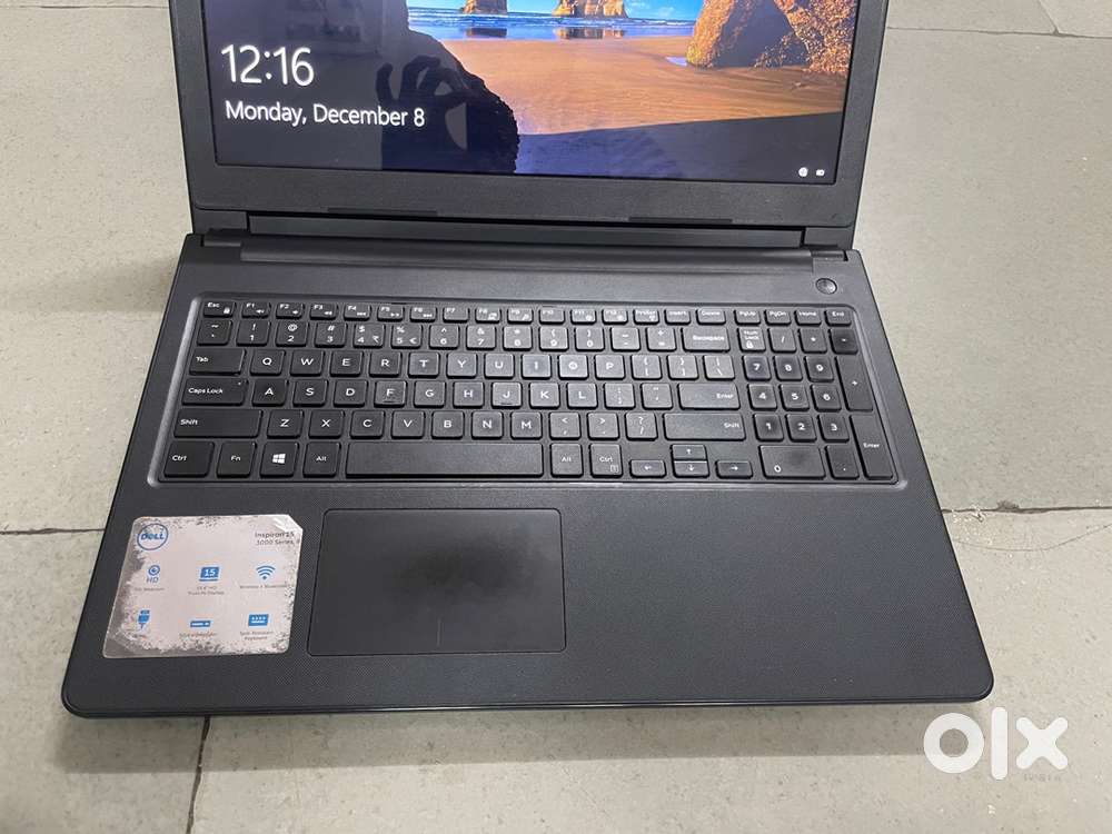Dell i3 6th generation 12 GB RAM