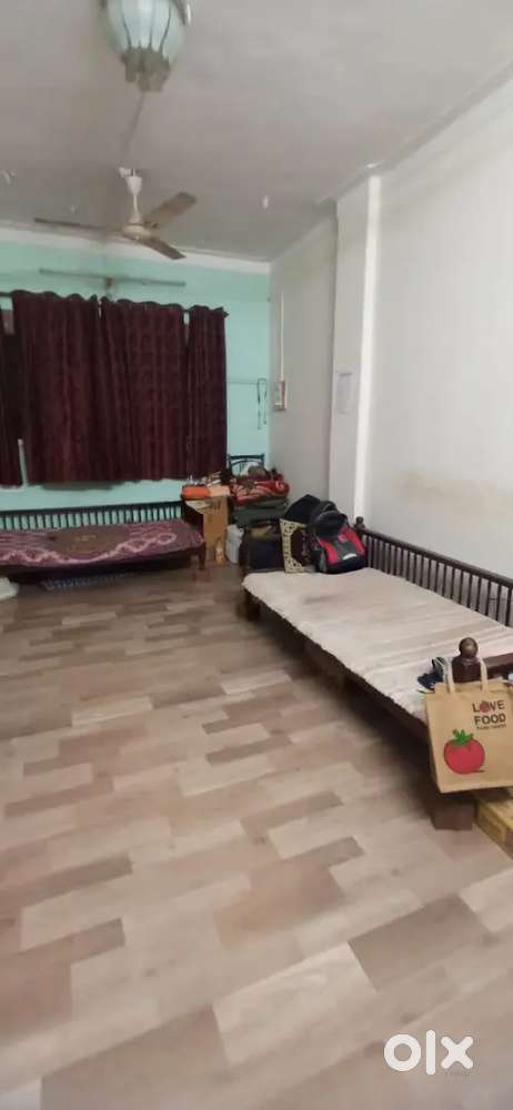 We are looking for 2 female flatmates for 1bhk