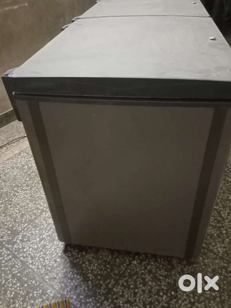 DEEP FREEZER.  VOLTAS