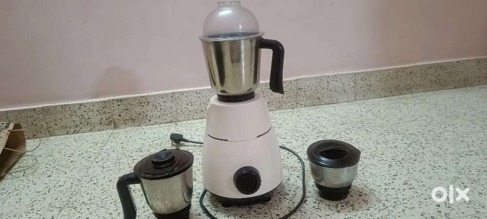 Pigeon Mixer 750 Watts with Guarantee