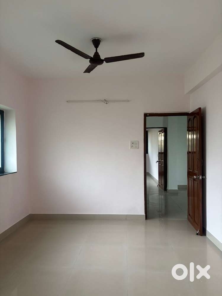 Unfurnished 2BHK flat for rent at Rris Magos