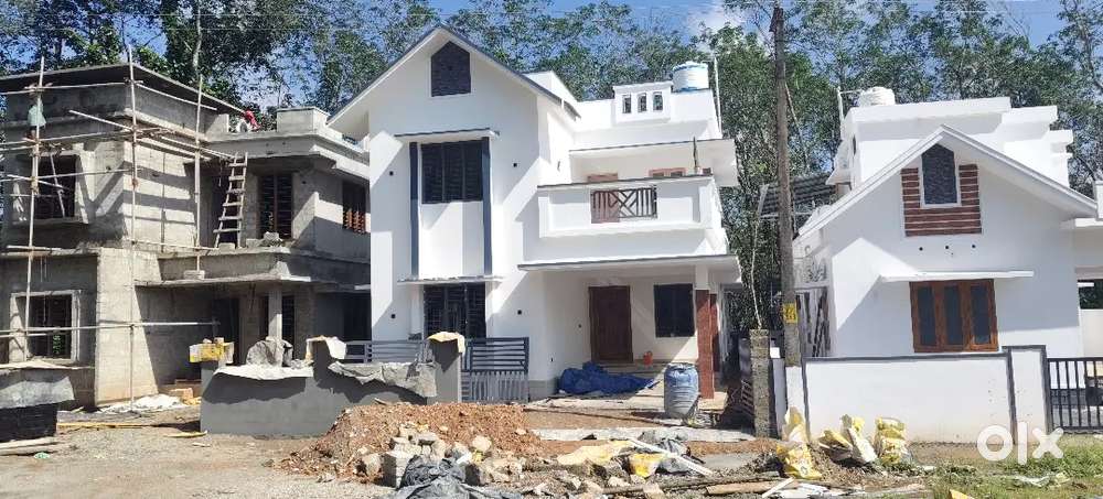 ഏറ്റുമാനൂർ അതിരുമ്പുഴയിൽ പുതിയ 2 നില വീട് വില്പനക്ക്
