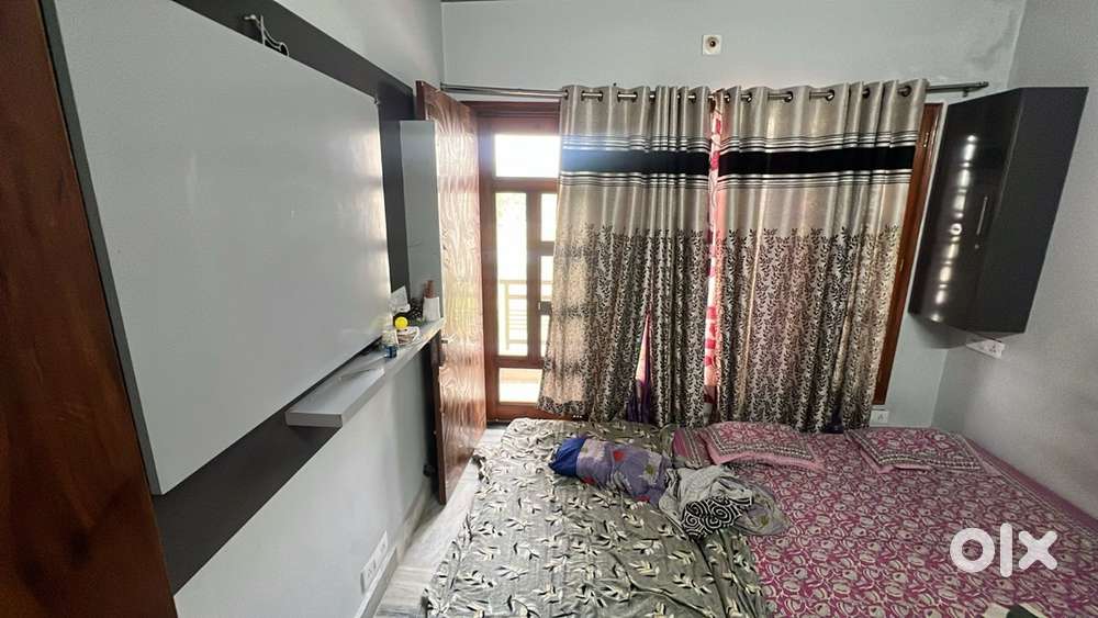 1 bhk with attached washroom and common lobby and kitchen sector 92