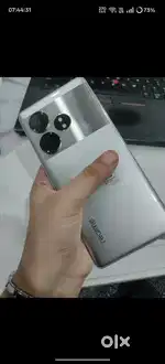 Realme GT 6T