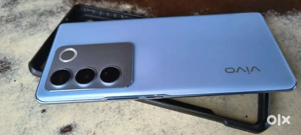 Vivo v 27 6 128 gb full condition