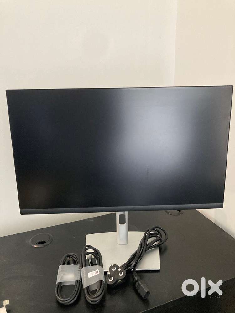  Dell 24-Inch Full HD Monitor – P2422H (IPS, Adjustable Stand)