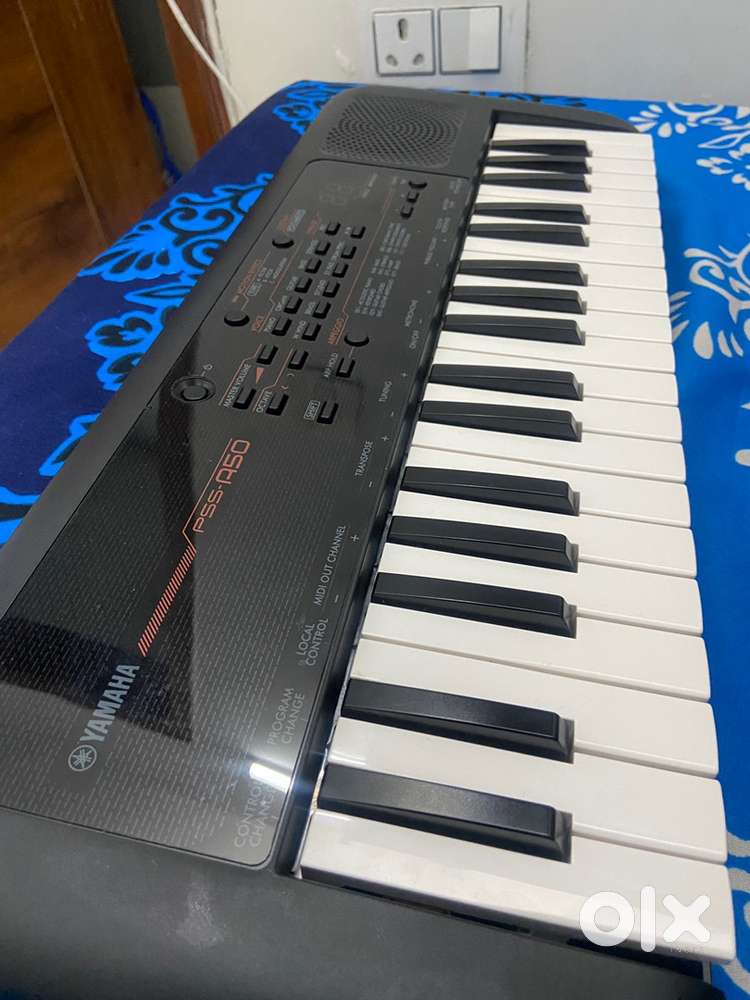 Yamaha keyboard piano