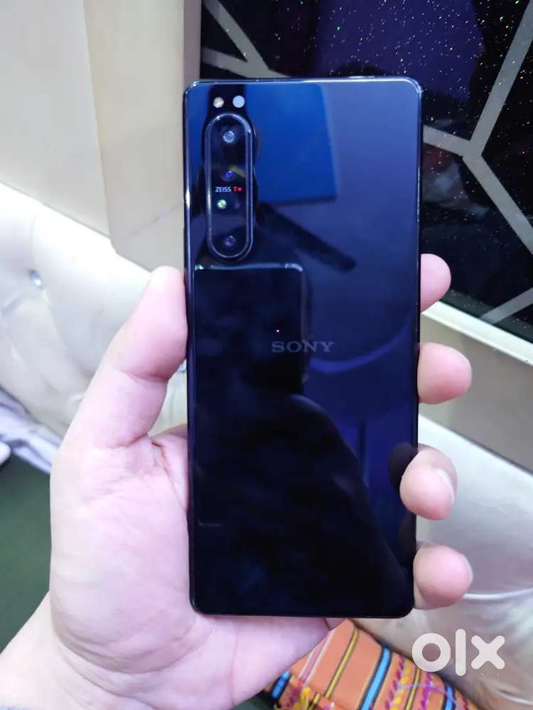 Xperia 1 II