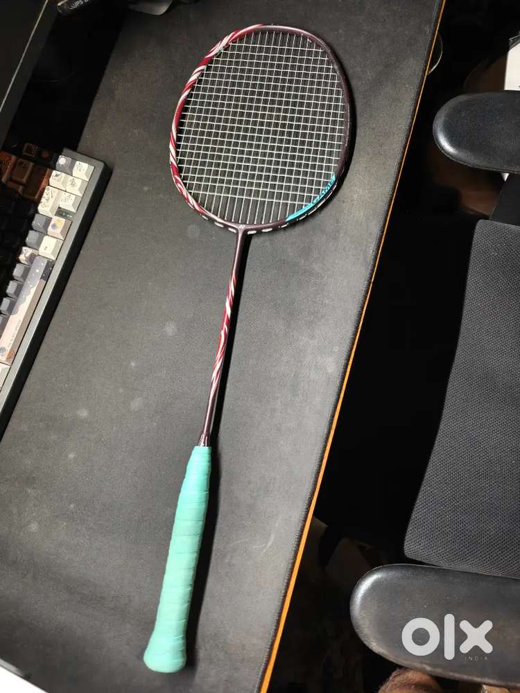 Yonex Astrox 100 Game badminton racquet