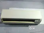 1 ton daikin split AC