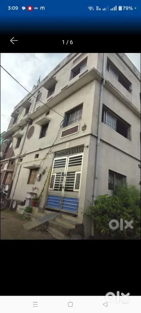 Khusi nishi building