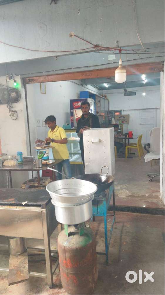 The soldiers food court