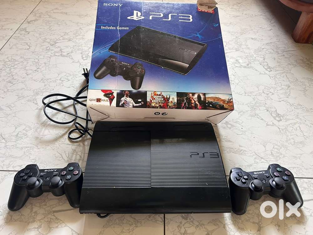 Sony PS3 with 2 wirelsss controllers