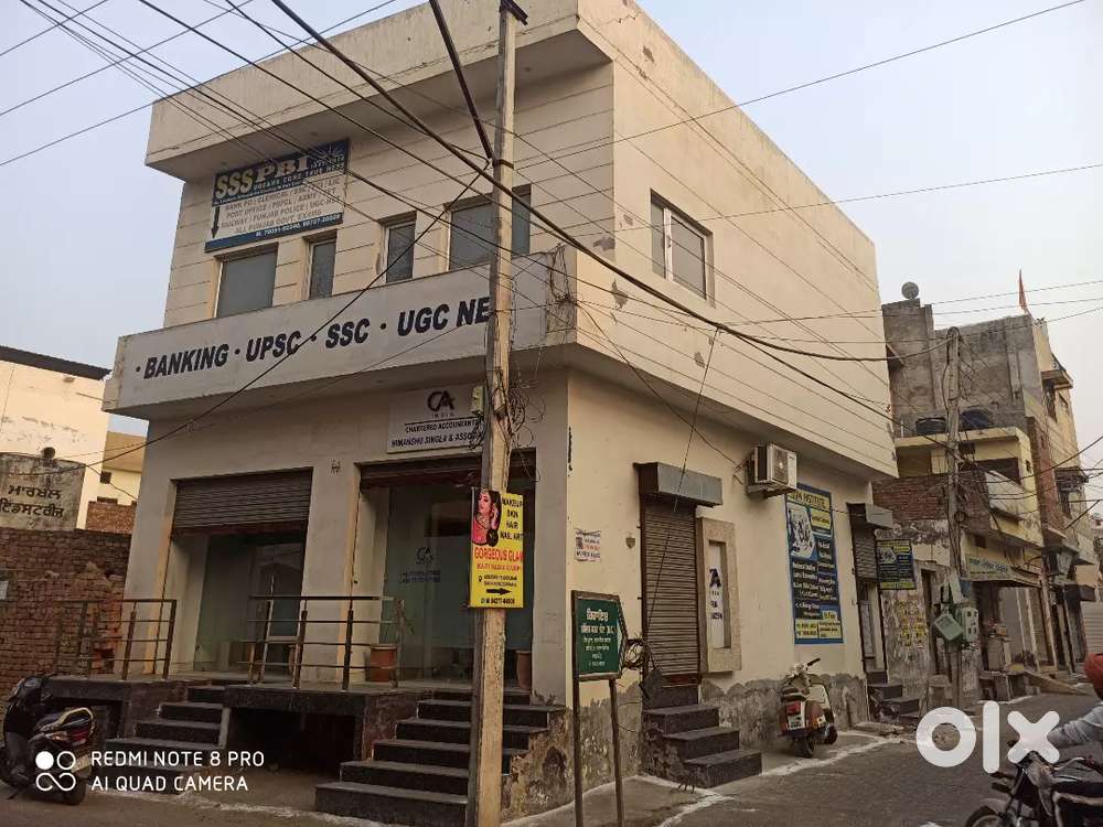 600 sqft hall on ram bagh road