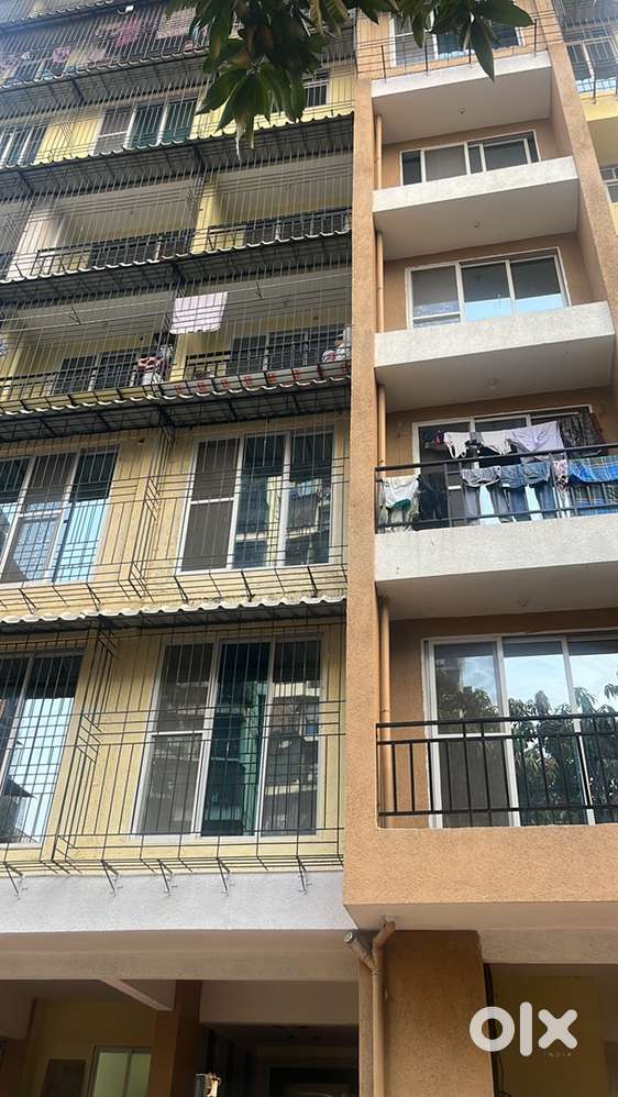 2 bhk flat for heavy deposit 12lac phase 1