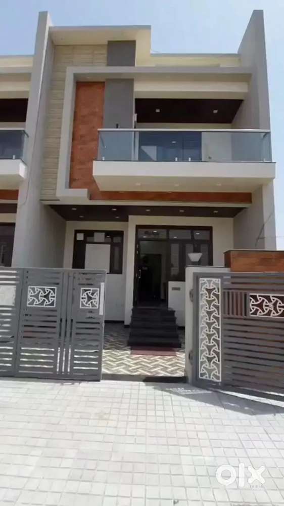 Spacious 2 BHK Duplex Model Independent Villa in Kundrathur
