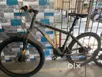 Brand new adidas cycle 7 gear new condition