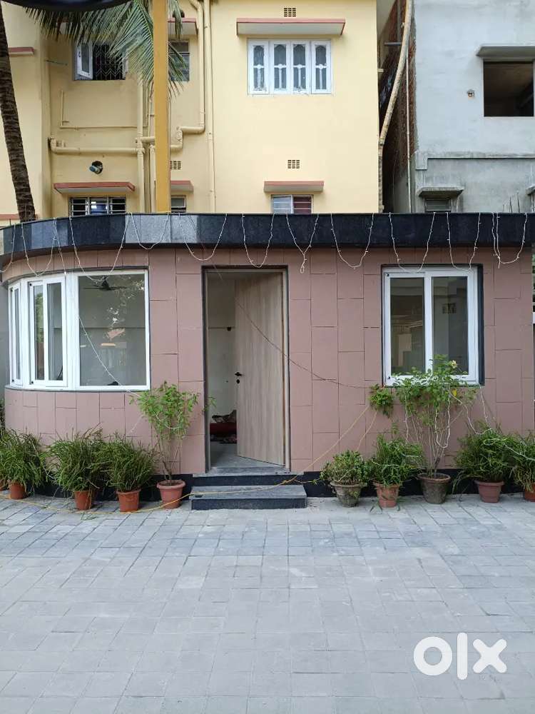 Single room for girls