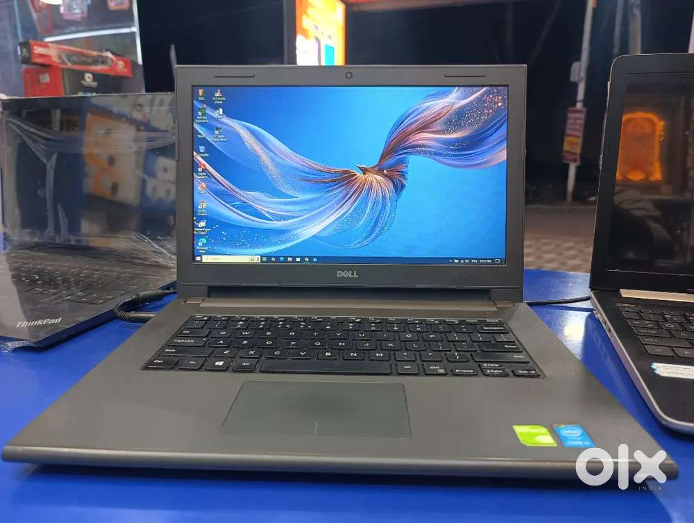 Dell i5 5th generation with graphics only 12000