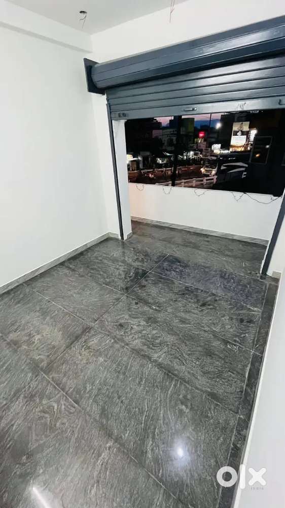 Commercial Office Space/Shop for Rent