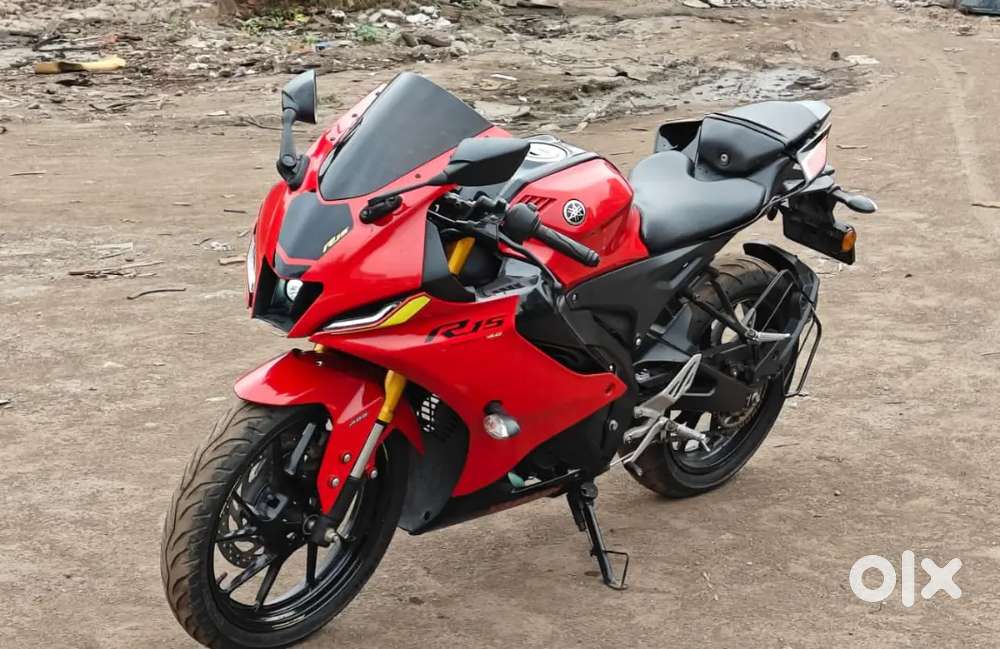 Yamaha R15v4