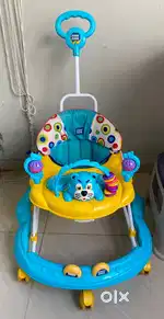 baby walker (Brand: mee mee)