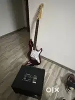 Yamaha electric guitar and fender mustang LT125