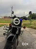 Totally showroom tracks