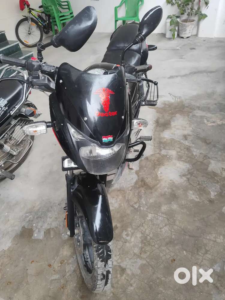 Pulser 125DTS i Feb 2022