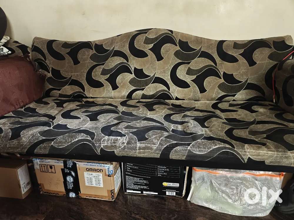 3 person sofa with 2 additional sofa chairs