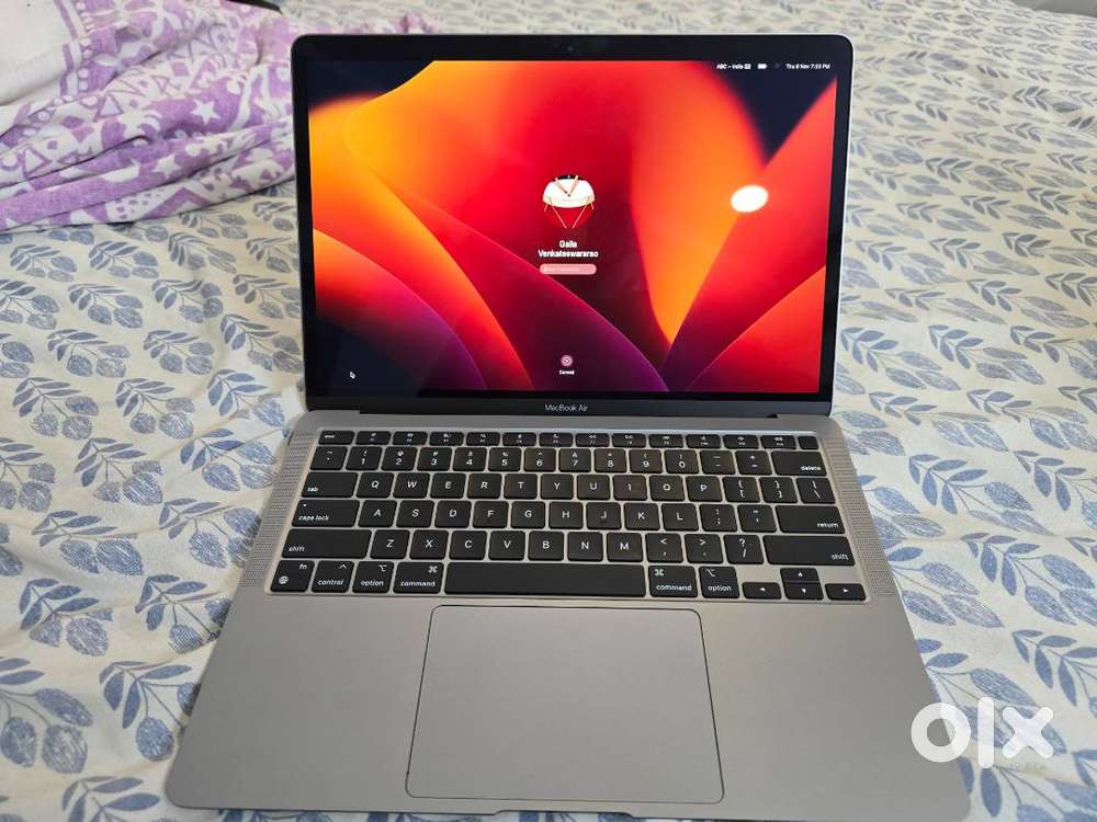 Apple mac book air unused