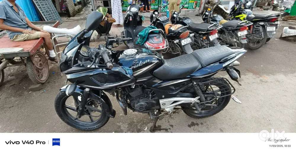 ALL PAPERS COMPLETE GOOD CONDITION INSURANCE DONE 1ST OWNER