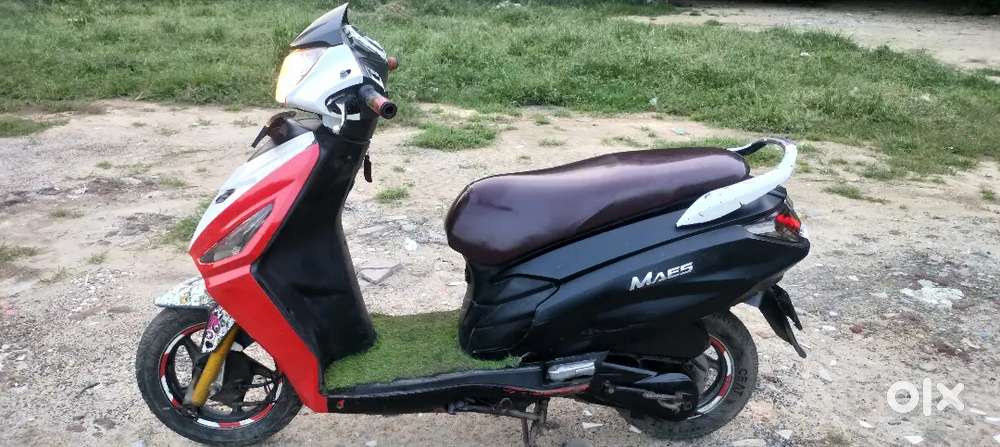 Hero maestro edge dijital mitar alloy wheels self start