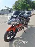 Yamaha r15 v2