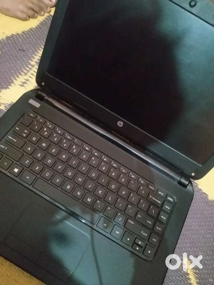 HP Laptop 240